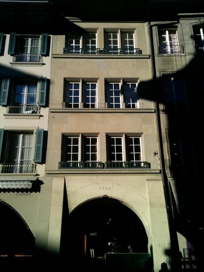 Appartamento Historical Flat, By Zytglogge - 1St Floor Berna Esterno foto